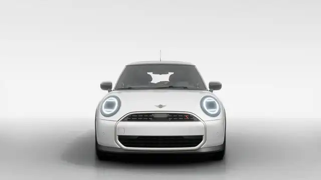 2025 MINI 3 Door Cooper S | Premier + | Volant sport en cuir in Cars & Trucks in City of Montréal - Image 4