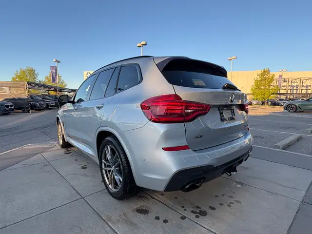 2019 BMW X3582838460099471363