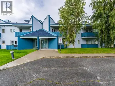 Affordable, inviting & perfectly located in the heart of sought after Riverdale! This cozy 2 bed con...