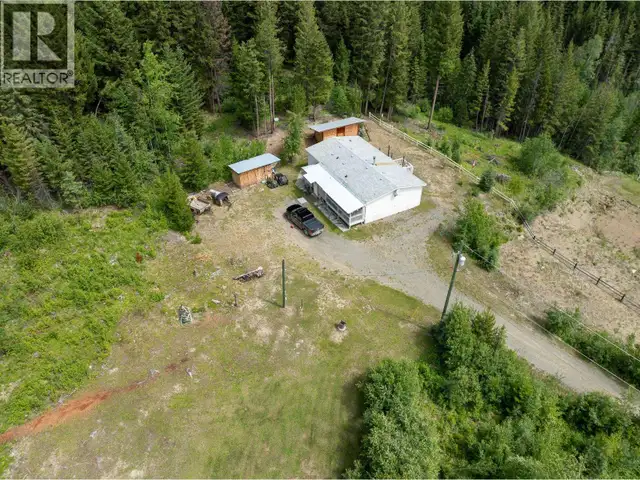 7384 JOHNSTONE ROAD Bridge Lake, British Columbia in Houses for Sale in 100 Mile House - Image 10