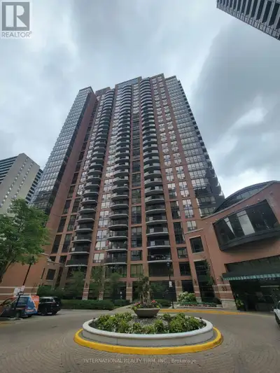 Welcome to luxury living in the heart of North York! This rarely offered 1,101 sq. ft. corner suite...