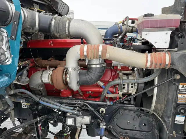 2018 KENWORTH T800 in Heavy Trucks in Kamloops - Image 13