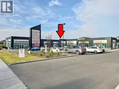 GREAT BUSINESS OPPURTUNITY FOR END-USER IN ALREADY BUILT RESTAURANT / RETAIL BAY FOR SALE / IN ESTAB...