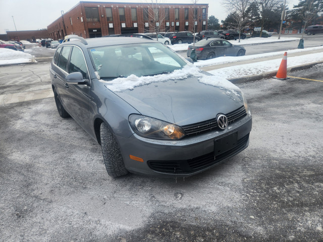 2011 VOLKSWAGEN GOLF WAGON in Cars & Trucks in City of Toronto