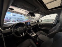 The 2020 Toyota RAV4 Limited represents the peak of the fifth-generation RAV4 lineup in Canada, focu... (image 6)
