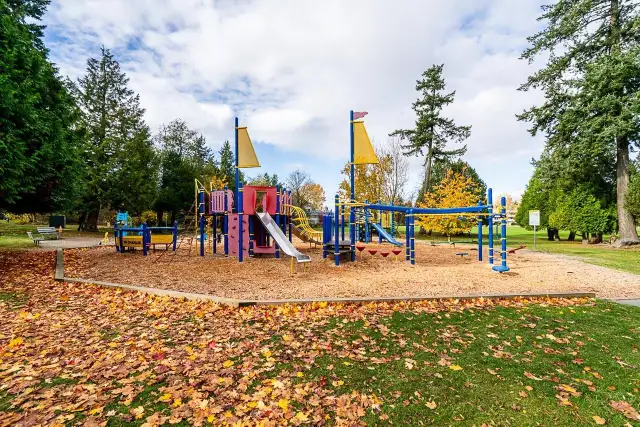 212 15255 18 AVENUE Surrey, British Columbia in Condos for Sale in Delta/Surrey/Langley - Image 23