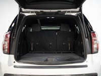 This 2021 Chevrolet Suburban RST is a local Ontario vehicle that combines full-size SUV capability w... (image 9)