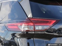 Recent Arrival! AWD, Active Cruise Control, Alloy wheels, Heated Front Bucket Seats, Heated front se... (image 7)