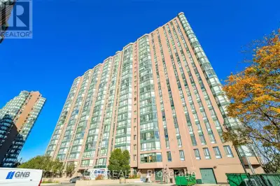 916 - 145 HILLCREST AVENUE Mississauga (Cooksville), Ontario