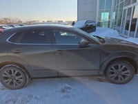2020 Mazda CX-30 Le Mazda CX-30 GS AWD 2020 est un VUS sous-compact qui se démarque par son équilibr... (image 2)