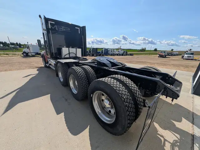 2015 KENWORTH T880 in Heavy Trucks in Saskatoon - Image 13