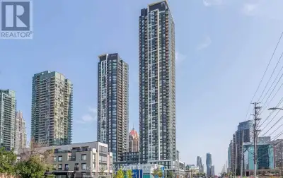 3601 - 4011 BRICKSTONE MEWS Mississauga (City Centre), Ontario
