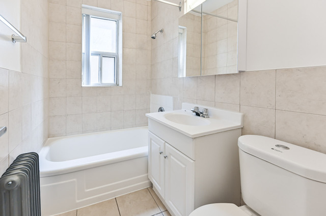 153 St. George - Studio Apartment for Rent in Long Term Rentals in City of Toronto - Image 2