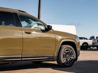 Welcome to Barrie Dodge Chrysler Jeep. The 2026 Jeep Cherokee Laredo is a brand new compact SUV that... (image 9)