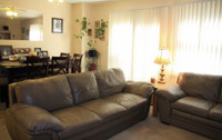 Waterford Townhomes for rent in Mississauga are within walking distance to Meadowvale Town Centre, s... (image 4)