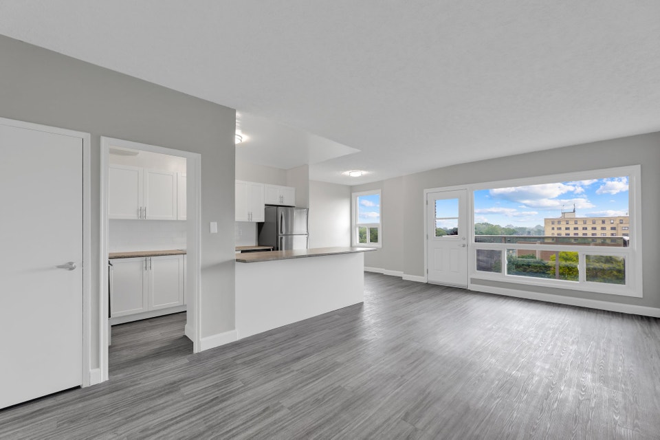 Governor House East and West Apartments - 2 Bedroom, 1 Bathroom 5