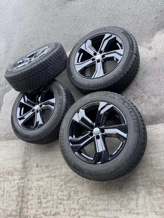 235/60/18 Volvo XC60 XC90 Michelin X ice snow tires 5x108 in Tires & Rims in City of Toronto - Image 6