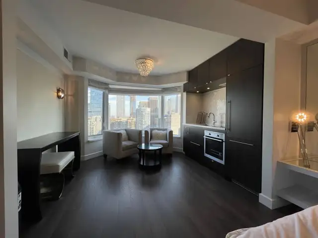 YORKVILLE PLAZA: FURNISHED JR. 1 BED CONDO FOR RENT
