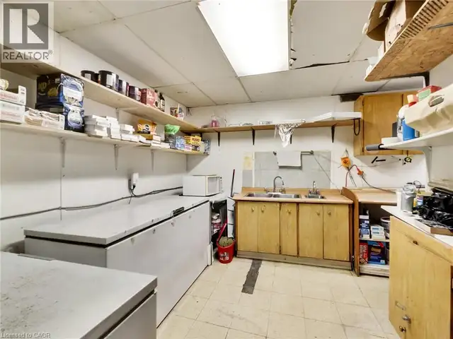 44 FRANCIS Street Hamilton, Ontario in Commercial & Office Space for Sale in Mississauga / Peel Region - Image 17