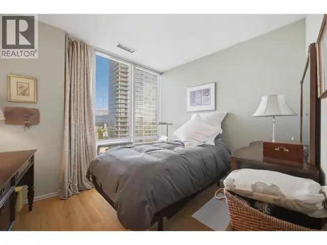 1607 989 NELSON STREET Vancouver, British Columbia in Condos for Sale in Vancouver - Image 11