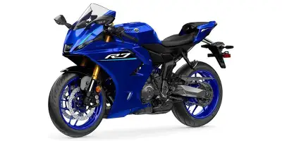 Engine Type: In-Line Displacement: 42 cu. in. (689 cc) Bore and Stroke: Bore: 3.15 in. (80 mm); Stro...