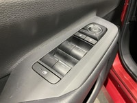 Ce Toyota Prius Prime 2024 version HYBRID RECHARGEABLE**CUIR**TOIT PANO**NAVI** est offert à Mirabel... (image 9)