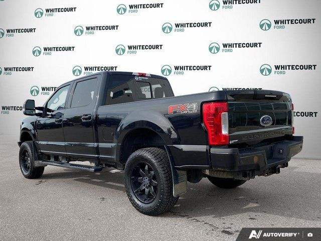 2019 Ford Super Duty F-350 SRW LARIAT 4WD Crew Cab in Cars & Trucks in Edmonton - Image 4