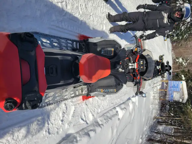 SKIDOO 2022 850 MXZ XRS in Snowmobiles in Mississauga / Peel Region - Image 7