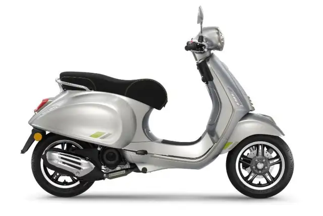 2025 VESPA PRIMAVERA 50 TECH in Scooters & Pocket Bikes in Laval / North Shore - Image 3