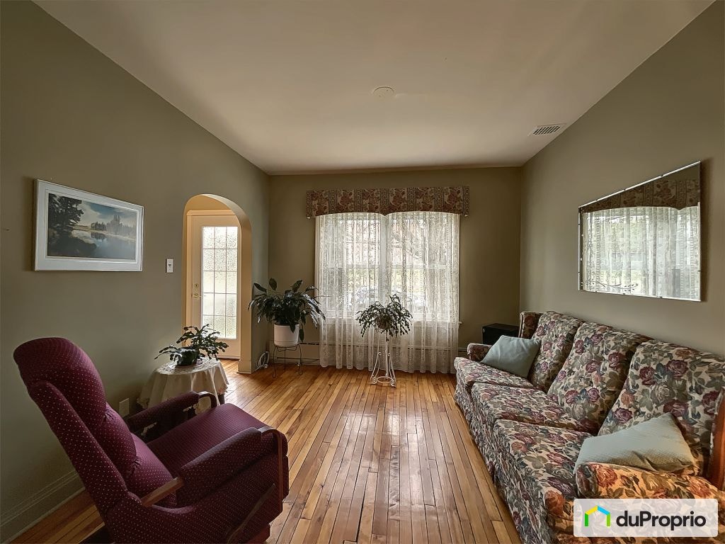 $379,000 - 1 1/2 Storey for sale in Sherbrooke (Mont-Bellevue) — photo 3