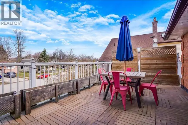 37 YELLOW BIRCH Drive Kitchener, Ontario in Houses for Sale in Kitchener / Waterloo - Image 28