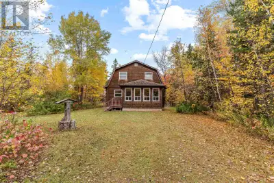 A lucrative investment opportunity awaits with this exceptional property. This charming chalet-style...