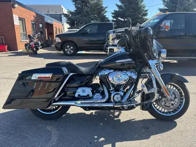 Check out this 2011 CANADIAN Harley-Davidson Electra Glide 103ci with only 80,513kms. Be sure to fol...