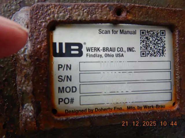Werk-Brau D-LOCK Hydraulic 180 Degree Tilt Coupler 100-140 CLASS in Heavy Equipment in City of Halifax - Image 6