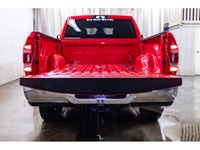 **ACCIDENT FREE - MECHANICALLY CERTIFIED** 28,594 KM This 2024 Ram 3500 4x4 Crew Cab Big Horn is pow... (image 7)