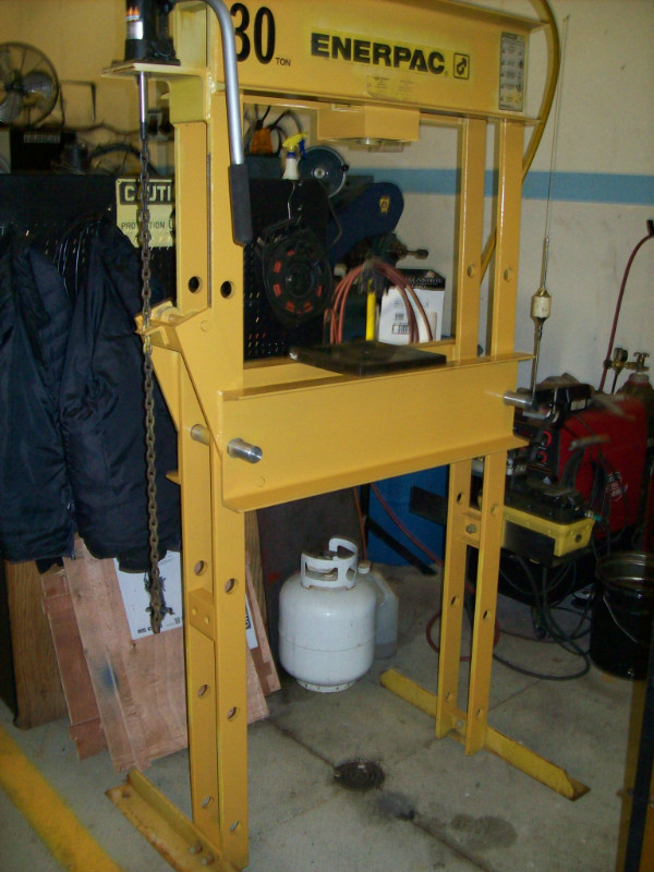 ENERPAC air-hydraulic 30 Ton press in Other Business & Industrial in Guelph