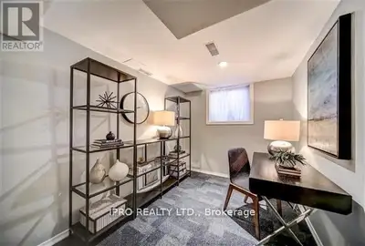 BSMT - 109 VANBRUGH AVENUE Toronto (Birchcliffe-Cliffside), Onta