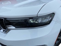 This Jeep Grand Cherokee is equipped with: Remote Start, 2.0L I4 DOHC, 4WD, 10 Speakers, Capri Leath... (image 8)