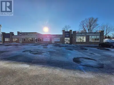 High-traffic location in the heart of Cornwalls main commercial corridor! This versatile retail unit...
