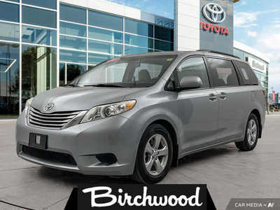 Plenty of Space! Experience unparalleled versatility and comfort with this 2017 Toyota Sienna LE! Pe...