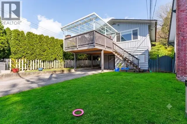 1949 MAHON AVENUE North Vancouver, British Columbia in Houses for Sale in North Shore - Image 18