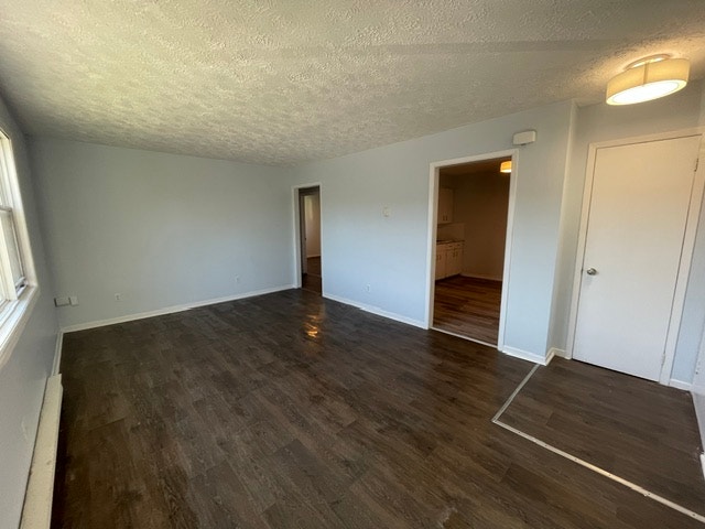 Large 2 bedroom located on the northside of the city 3