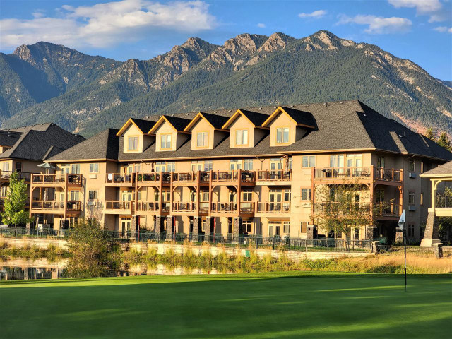 425 B - 400 BIGHORN BOULEVARD Radium Hot Springs, British Columb in Condos for Sale in Cranbrook - Image 3