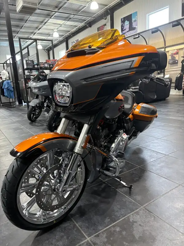 2026 Harley-Davidson CVO Street Glide in Street, Cruisers & Choppers in Sudbury - Image 15