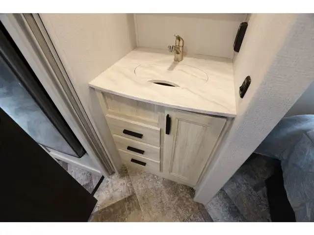 2026 Forest River Sunseeker NEUF 2500 Classe C /B+ Skirt paint + in RVs & Motorhomes in Laval / North Shore - Image 23