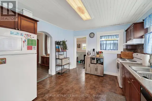 335 FIFTH STREET E Cornwall, Ontario in Houses for Sale in Cornwall - Image 9