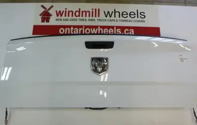 Dodge Ram 1500 - 2009-2018 2009 - 2018 Dodge Ram White Tailgate with Camera Multi-Fit: Yes Condition...