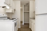 Amenities: Heat & Water Included • Spacious Rooms • Great Location Suite & Building: Bachelor, one-b... (image 6)