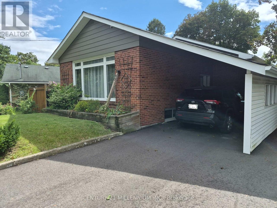 40 MEADOWLAND DRIVE Brampton (Brampton East), Ontario 4
