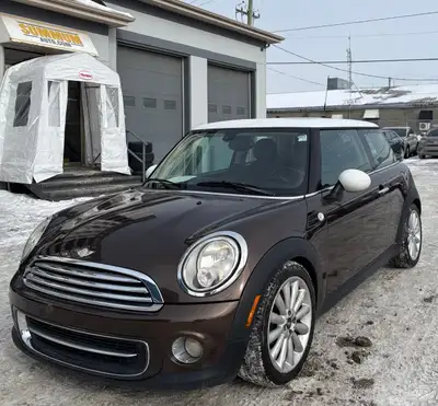 2012 Mini Cooper ???? MINI COOPER 2012 AUTOMATIQUE TOIT OUVRANT ???? À vendre : Mini Cooper 2012, 2...